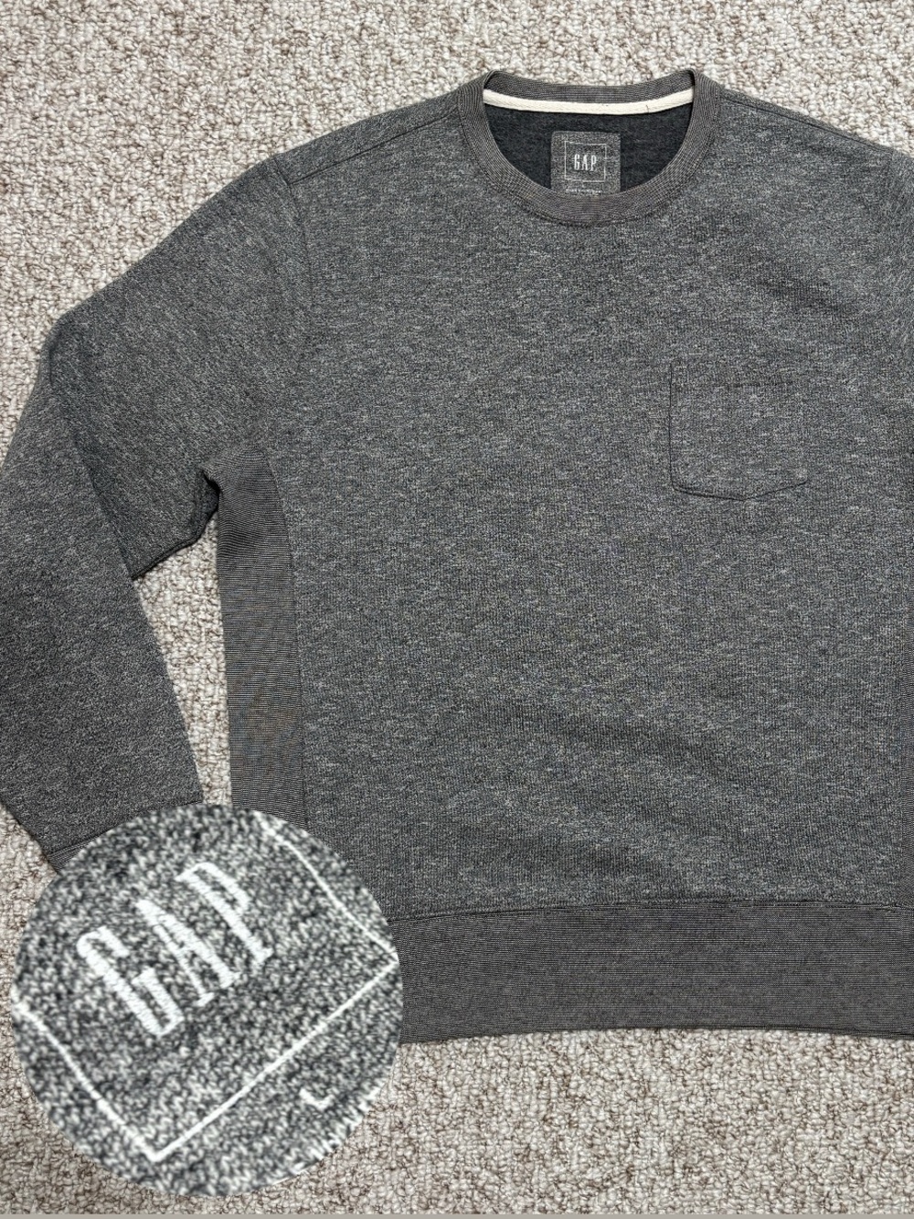 Gap Mens Large Gray Crewneck Sweatshirt Long Sleeve Pocket Pullover